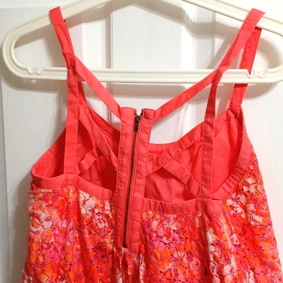 Guess floral tank top - Picture 3 of 5